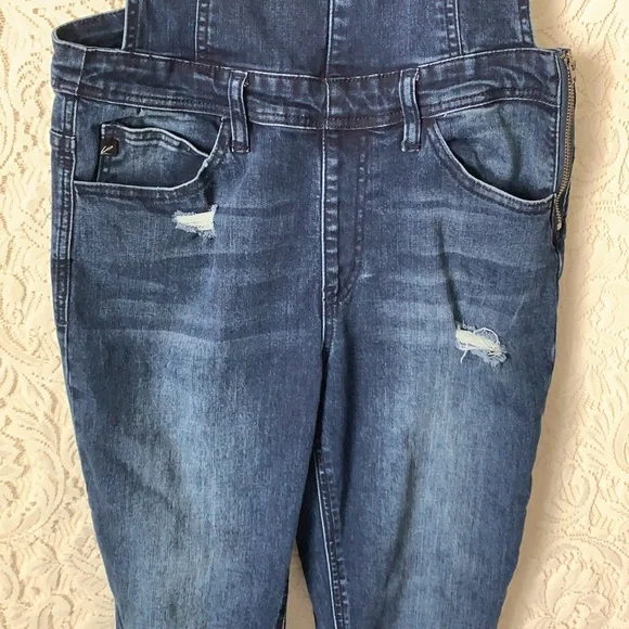 ❌SOLD❌
 Won't Let You Go Denim Overalls - Picture 7 of 14